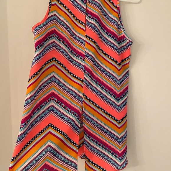 Colorful tank - Picture 2 of 2